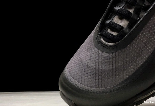 97 Black  Max O-W Air AJ4585-001 0320